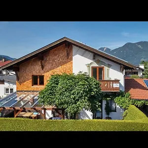 Apartment Zum Servus, Garmisch-Partenkirchen